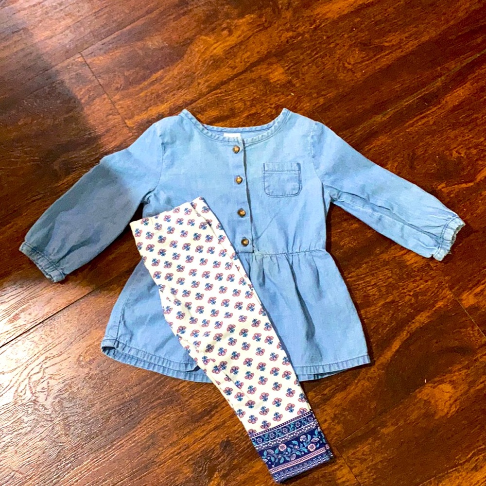 Baby girls Fall outfit. Carter’s brand 9 months